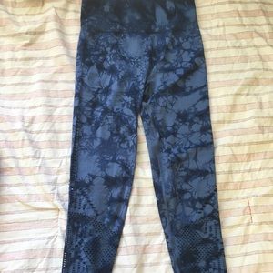 Victoria Secret PINK tye dye Leggings